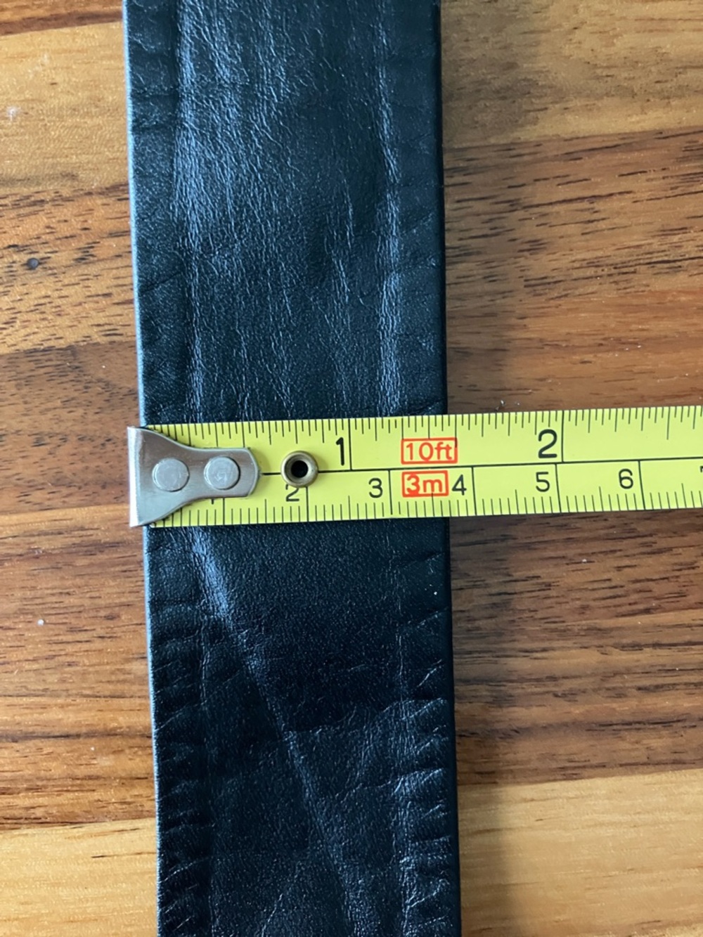 Leather Shop Black Leather Belt Goldtone Buckle Adjustable Retro Style - Picture 9 of 10